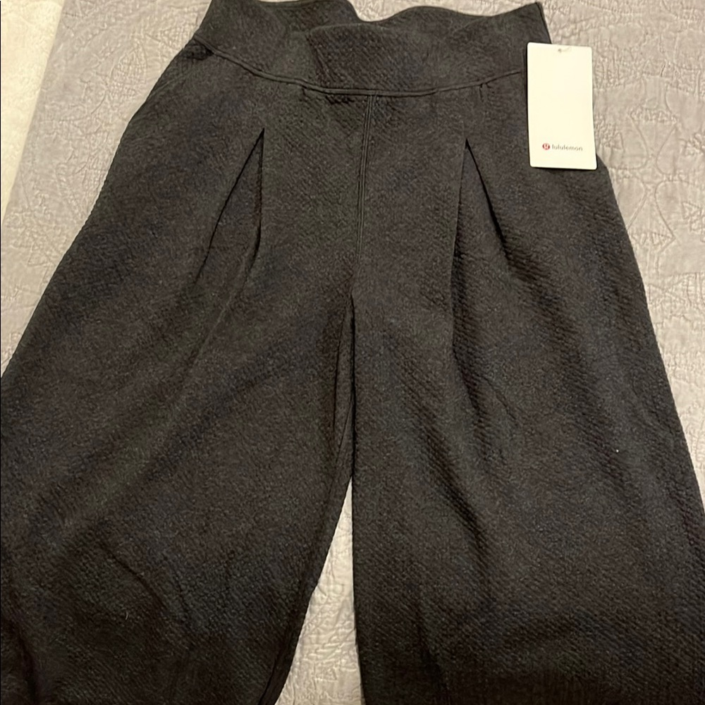 lululemon athletica Charcoal Cropped Pants